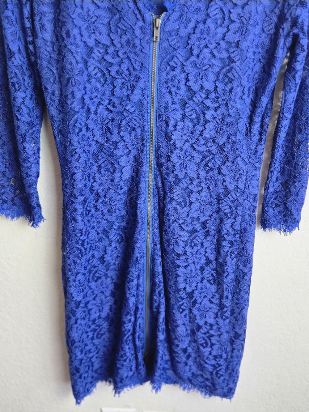 Diane von Furstenberg DVF Zarita Dress Size 10 Cobalt Blue Lace Cocktail Womens - Picture 8 of 11